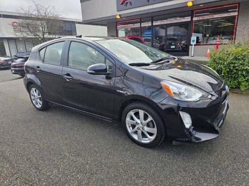 2016 Toyota Prius c Four