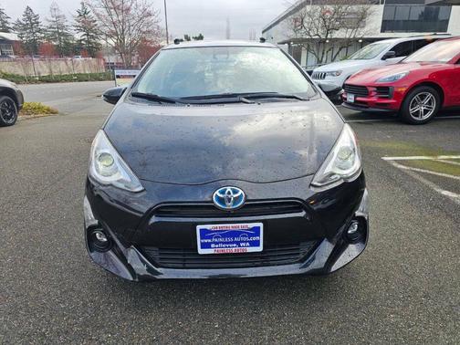 2016 Toyota Prius c Four