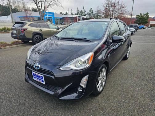 2016 Toyota Prius c Four