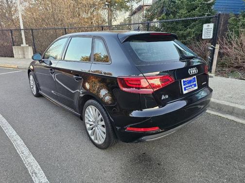 2016 Audi A3 e-tron 1.4T Premium