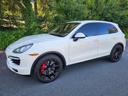 2012 Porsche Cayenne Turbo