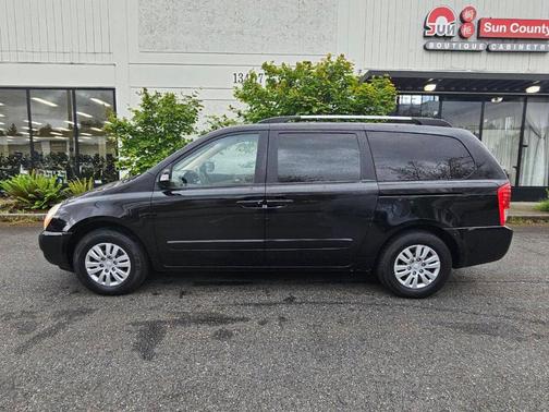 2012 Kia Sedona LX