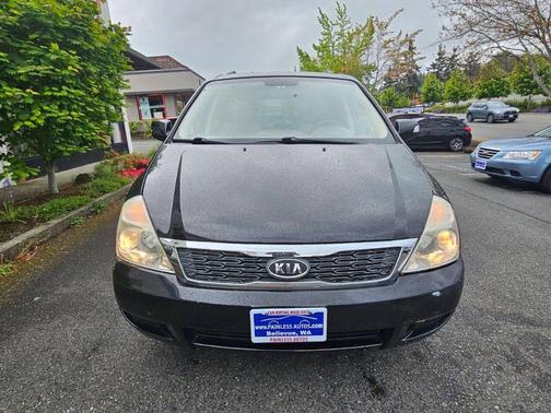 2012 Kia Sedona LX
