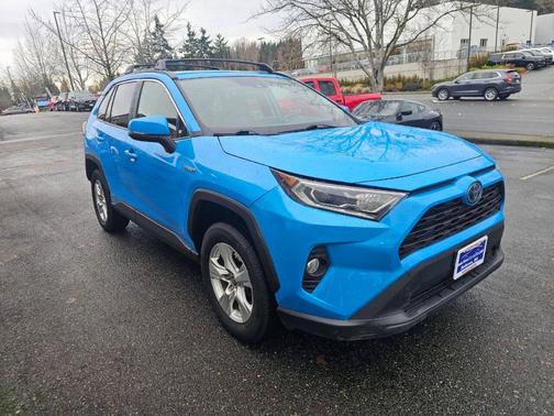 2019 Toyota RAV4 Hybrid XLE