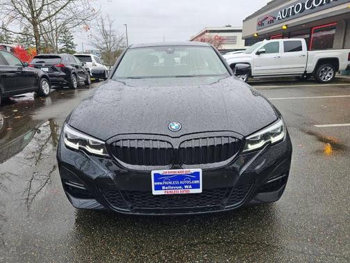 2022 BMW 330e xDrive