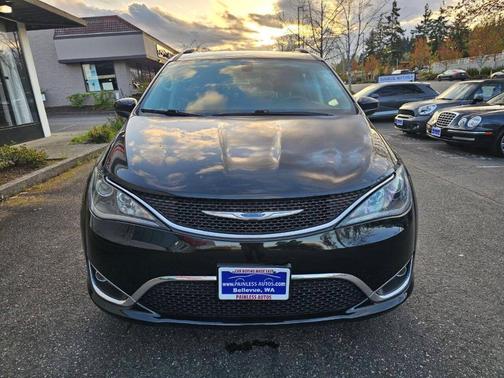 2018 Chrysler Pacifica Touring Plus