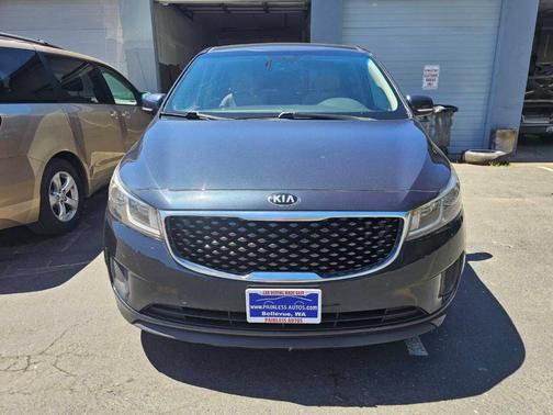 2017 Kia Sedona LX