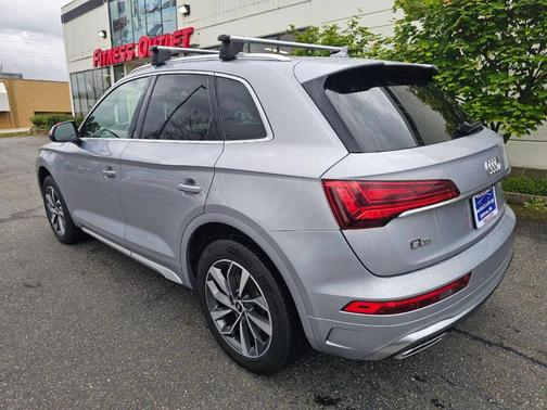 2022 Audi Q5 45 S line Premium Plus