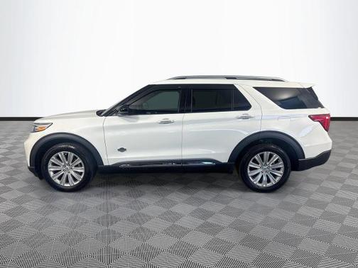 STAR WHITE MET TRI-COAT 2023 Ford Explorer KING RANCH