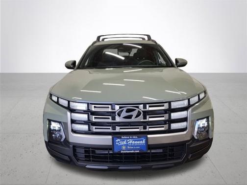 2025 Hyundai SANTA CRUZ SEL Activity