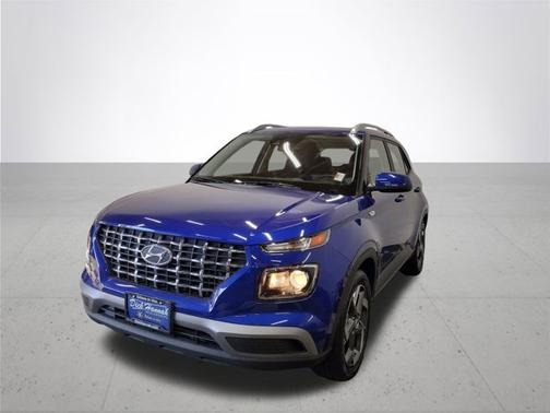 2022 Hyundai VENUE SEL