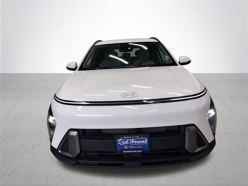White 2024 Hyundai KONA SEL
