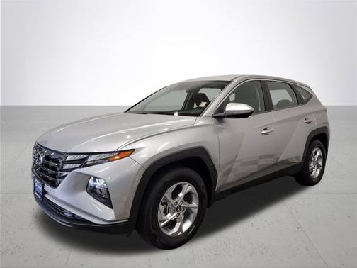 2022 Hyundai TUCSON SE