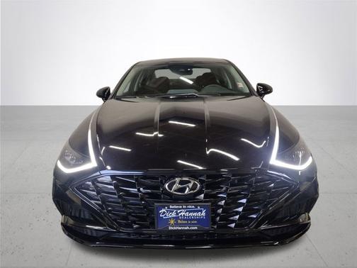 2022 Hyundai SONATA SEL