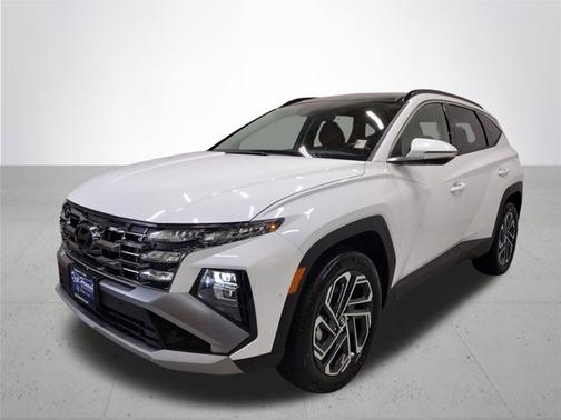 White 2025 Hyundai TUCSON Hybrid Limited