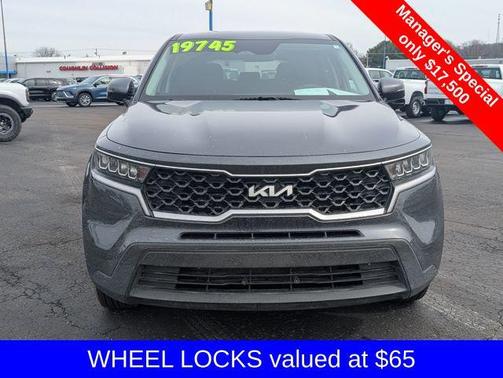Gravity Grey 2023 Kia Sorento LX