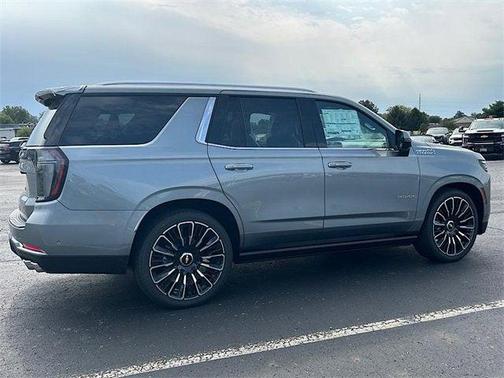 2025 Chevrolet Tahoe 4WD High Country