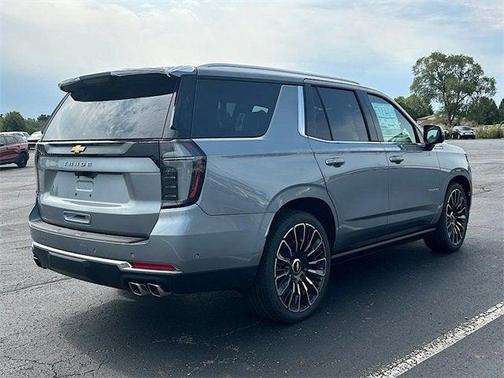 2025 Chevrolet Tahoe 4WD High Country