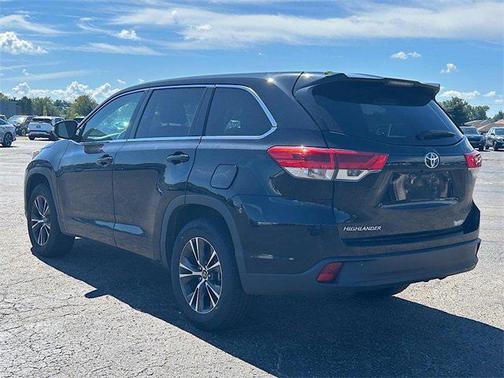 2018 Toyota Highlander LE I4