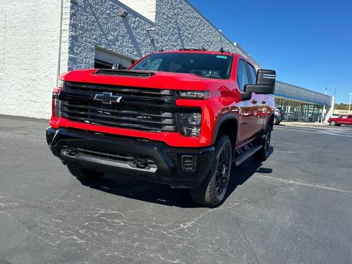 2026 Chevrolet Silverado 2500 Custom