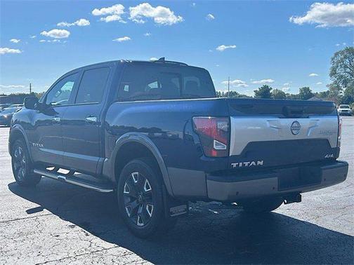 2023 Nissan Titan Platinum Reserve