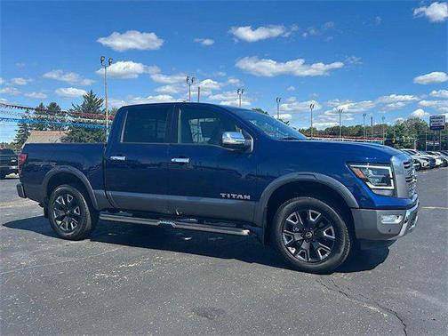 2023 Nissan Titan Platinum Reserve