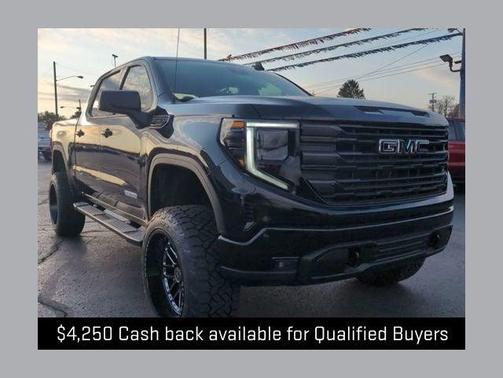 2025 GMC Sierra 1500 Elevation