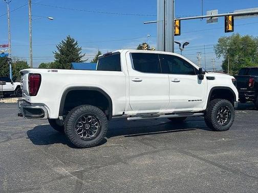 2025 GMC Sierra 1500 SLE