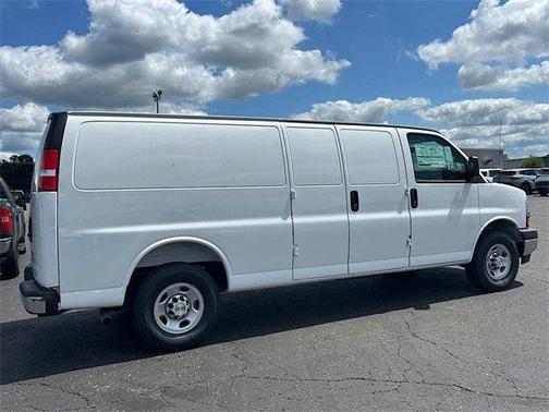 2025 Chevrolet Express 3500 RWD 3500 Extended Wheelbase WT
