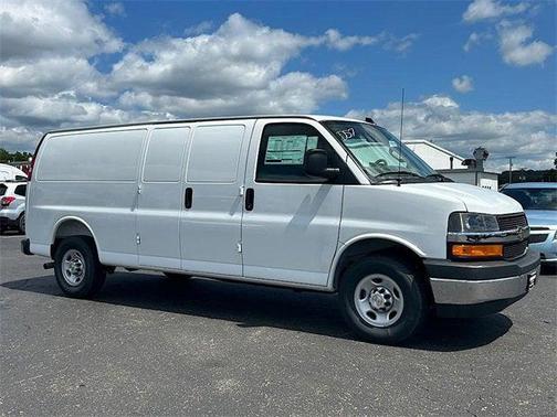2025 Chevrolet Express 3500 RWD 3500 Extended Wheelbase WT