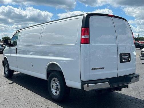 2025 Chevrolet Express 3500 RWD 3500 Extended Wheelbase WT