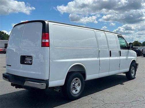 2025 Chevrolet Express 3500 RWD 3500 Extended Wheelbase WT