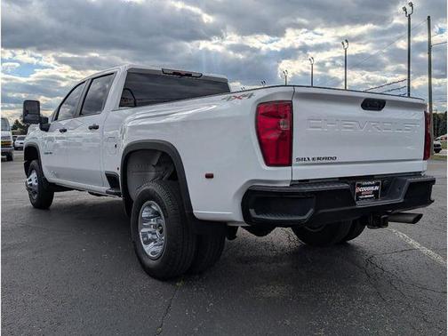 2022 Chevrolet Silverado 3500 WT