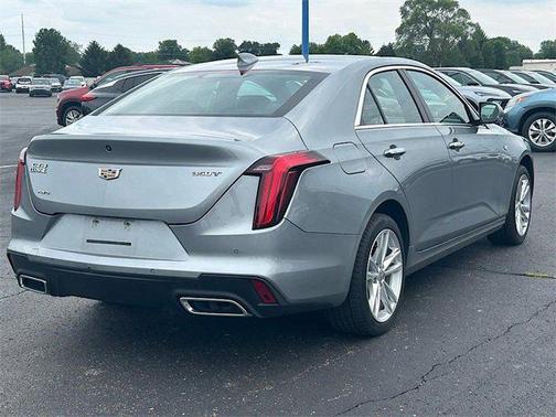 2023 Cadillac CT4 Luxury