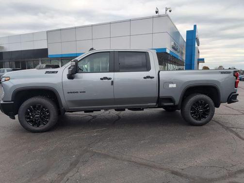 2026 Chevrolet Silverado 3500 LT