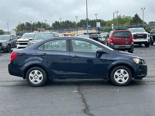 2015 Chevrolet Sonic LS