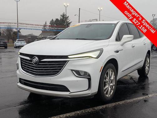 2023 Buick Enclave Essence FWD