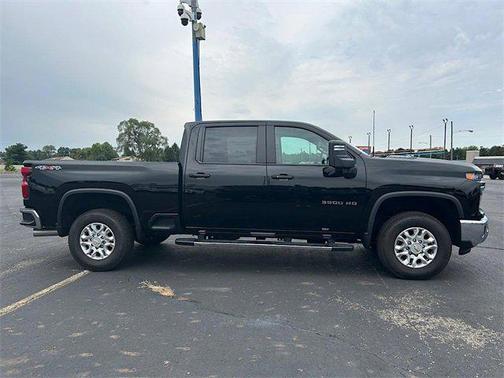 2025 Chevrolet Silverado 3500 LT