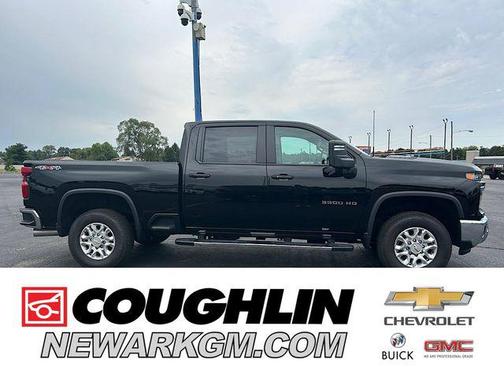 2025 Chevrolet Silverado 3500 LT