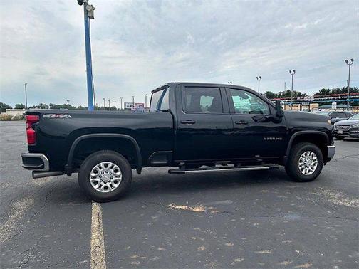 2025 Chevrolet Silverado 3500 LT