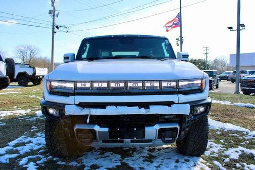 2024 GMC HUMMER EV SUV 2X