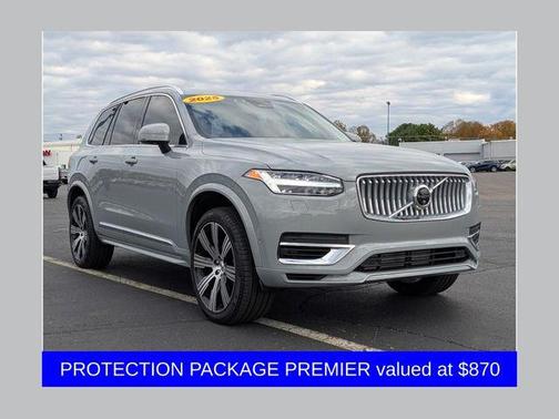 2025 Volvo XC90 Plug-In Hybrid T8 Plus 7-Seater