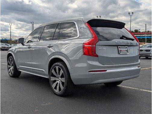 2025 Volvo XC90 Plug-In Hybrid T8 Plus 7-Seater