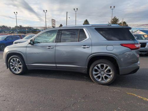 2021 Chevrolet Traverse Premier