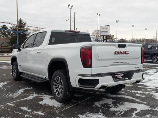 2023 GMC Sierra 1500 AT4