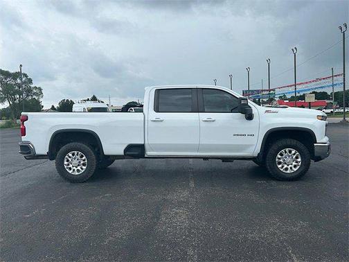 2024 Chevrolet Silverado 3500 LT