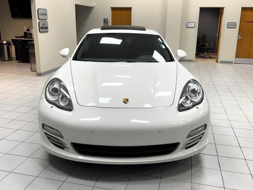 Carrara White 2012 Porsche Panamera 4