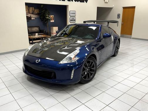 2017 Nissan 370Z Base