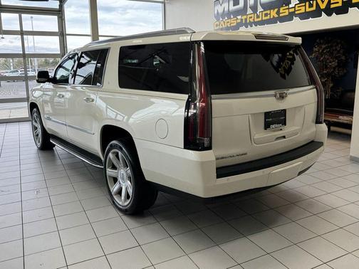 White Diamond Tricoat 2015 Cadillac Escalade ESV Premium