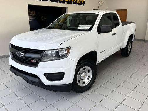 Summit White 2018 Chevrolet Colorado WT